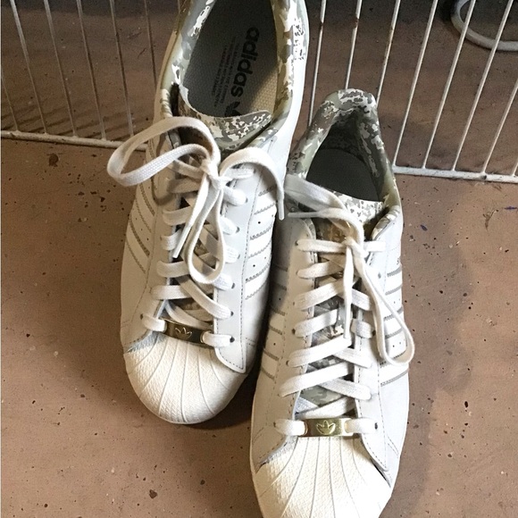 ADIDAS Superstar Sneakers with Camo and Gold Accents ADIDAS Superstar Sneakers with Camo and Gold Accents